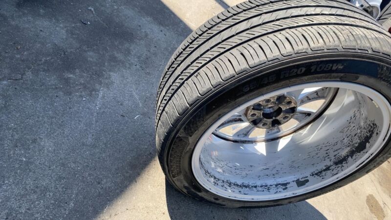 102724400B ⭕ 16-20 Tesla Model X Wheel Rim 20x9.0J + 35MM 20" 10-Spoke w/ Tire 1027244-00-B
