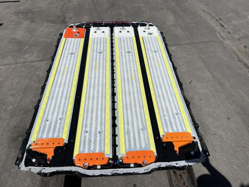 1104422-02-W 2020-2023 Tesla Model Y MW Long Range Battery Pack 4 Modules 1104422-02-W