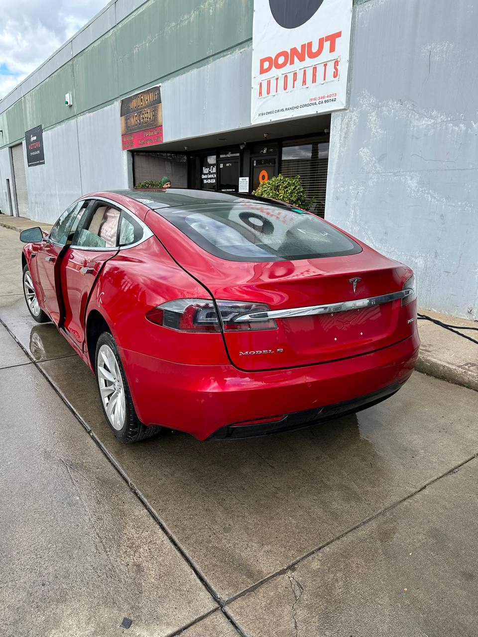 2018 Tesla Model S for parts