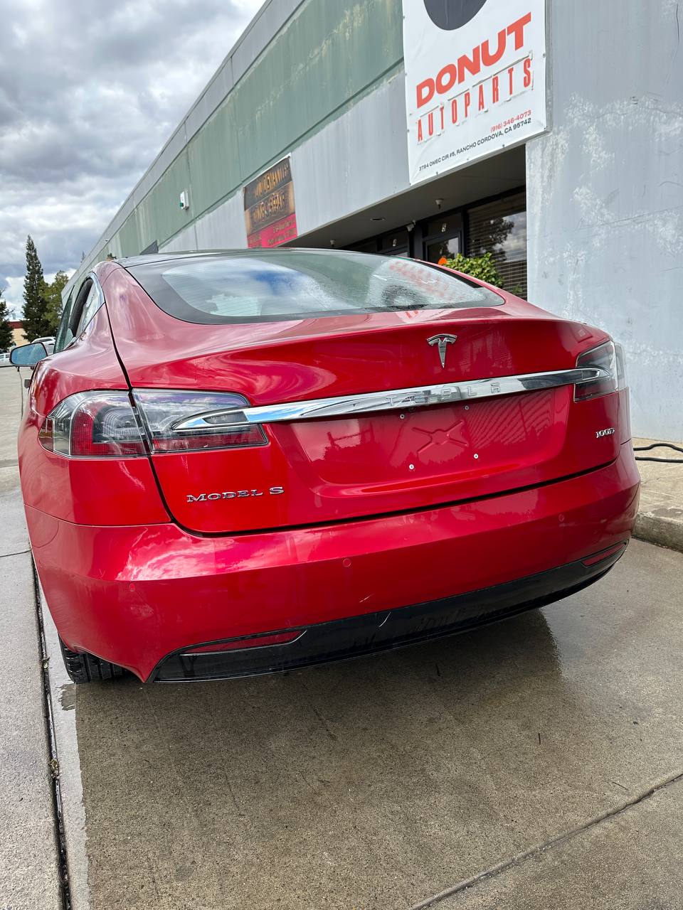 2018 Tesla Model S for parts