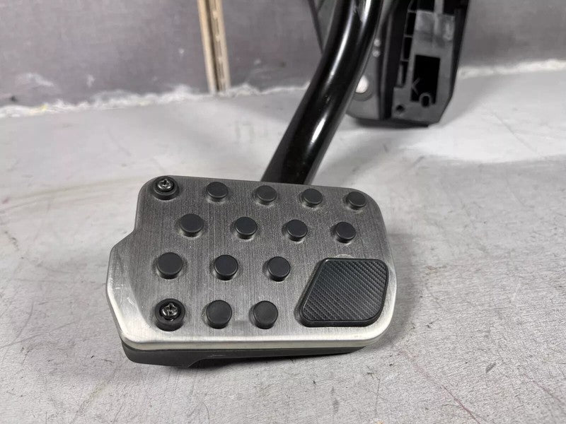 ⭕ 2020-2024 Tesla Model Y Front Gas Accelerator Brake Foot Stop Pedal 