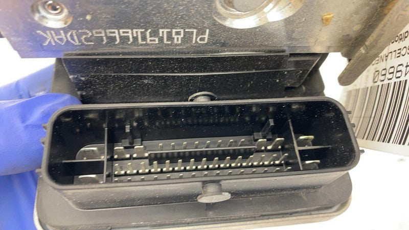 6892279 01 2019 2020 BMW 530e G30 Engine ABS Anti-Lock Brake Pump Control Module Unit EHCU