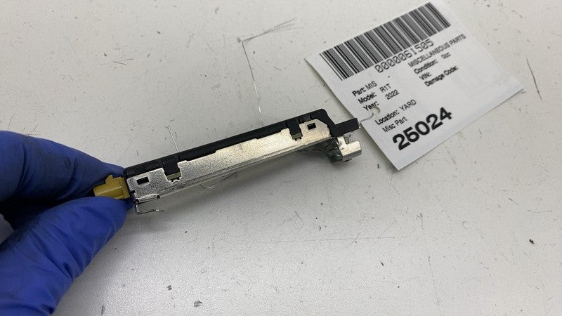 ⭕ 2022-2024 Rivian R1T Rear Antenna Amplifier Control Module Unit OEM 