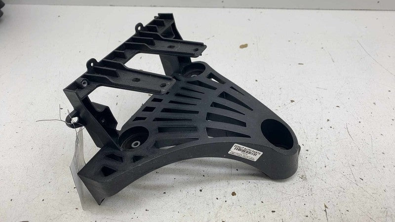 ⭕ 20-24 Model Y Air Conditioning AC Compressor Pump Mount Bracket 1667