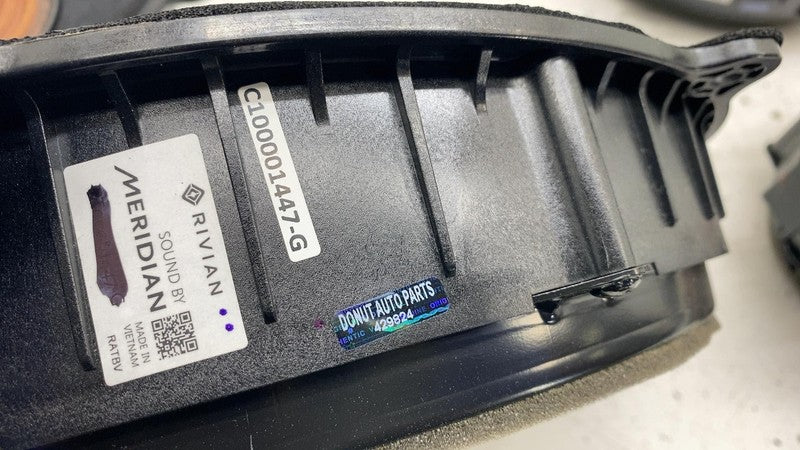 C100001447G 2022 2023 2024 Rivian R1T R1S Set of Left & Right Door Audio Sound Speakers (4x)