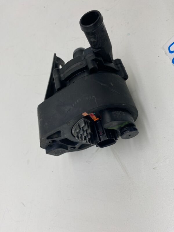 600736700D 2012-2015 Tesla Model S MS Motor Inverter Battery Coolant Auxiliary Water Pump