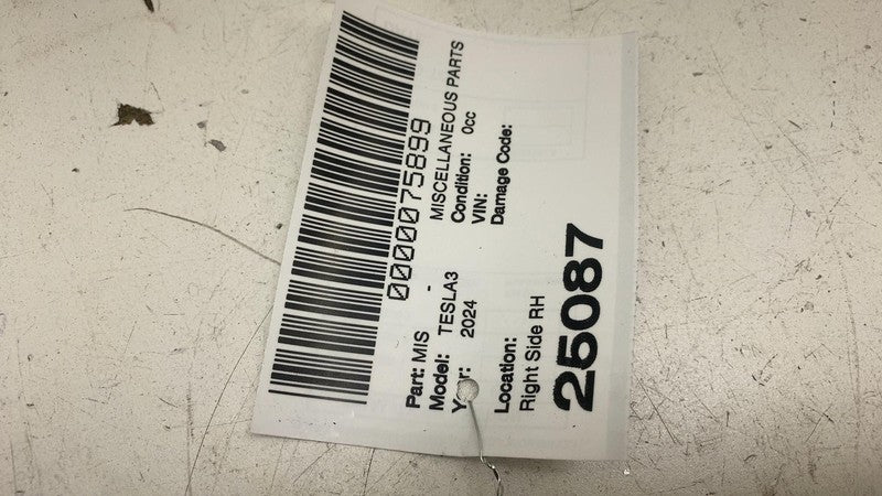 171572328B ⭕24-25 Tesla Model 3 Passenger Side Lower Dash Footwell Cover Right 1715723-28-B