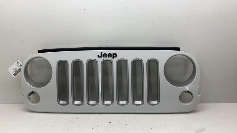 5NB84TRM ⭕ 07-18 Jeep Wrangler Front Bumper Radiator Grille Assembly White PW7 5NB84TRM