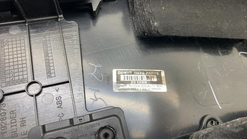 ⭕ 2024-2025 Tesla Cybertruck Front Right Upper B-Pillar Trim Panel 181