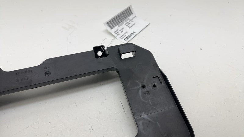⭕ 2019-2024 Porsche Cayenne Sound Amplifier Retainer Bracket Holder 4M