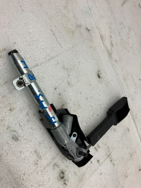 100526500C ⭕12-20 Tesla Model S Front Right 1st Row Seat Belt Lap Pretensioner 1005265-00-C