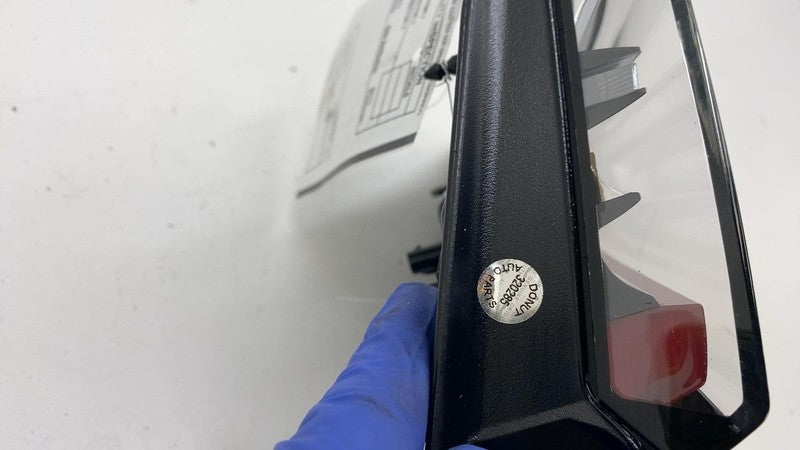 ⭕ 2017-2023 Model 3 Rear Right Inner Taillight LED Tail Lamp 3-Pin 107