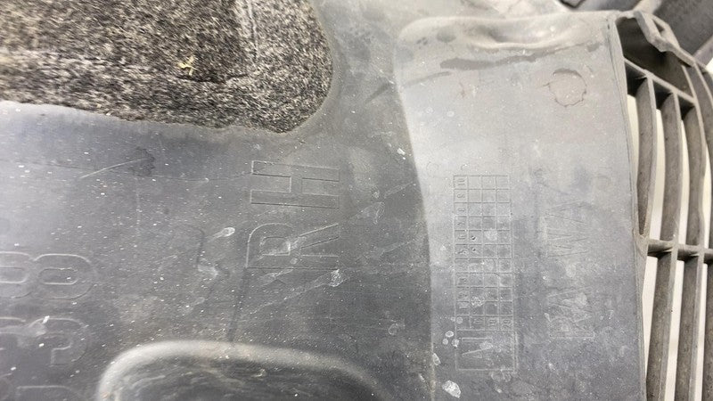 74850613 2018-2020 BMW 530E Front Passengrer Right Inner Fender Liner Splash Guard Shield