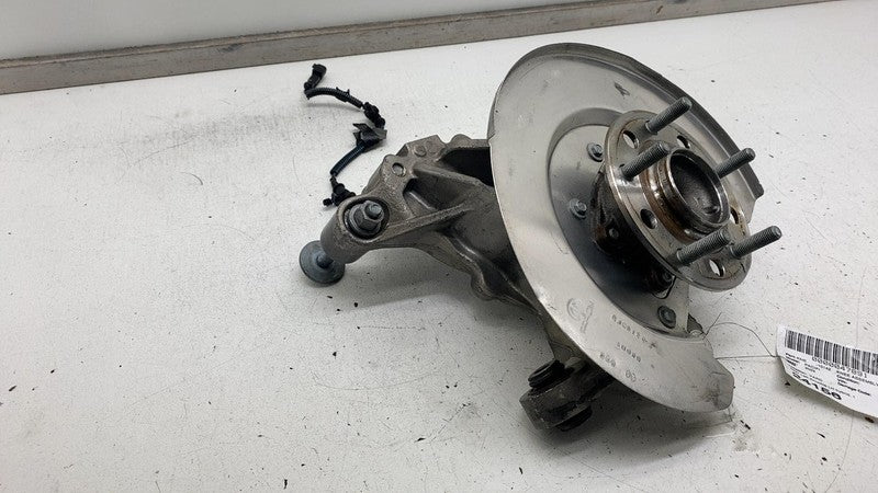 2017-2024 Chrysler Pacifica Rear Left Spindle Knuckle Hub w/ Dust Shield LH FWD