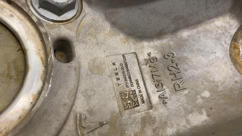 134431600D ⭕ 24-25 Model 3 Front Right Spindle Knuckle Wheel Hub & Shield RWD 1344652-00-B