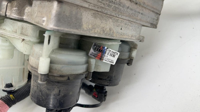 1549902-00-C 20-23 Model Y Supermanifold Refrigerant Chiller + Coolant Reservoir 1549902-00-C