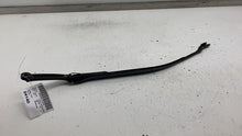 ⭕ 2017-2020 Maserati Levante Front Windshield Wiper Arm Right 670032336
