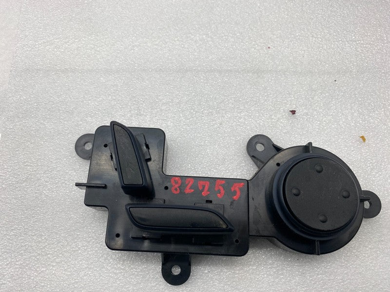 ⭕ 17-20 Tesla Model X Front Right Seat Recline Panel Control Switch 10