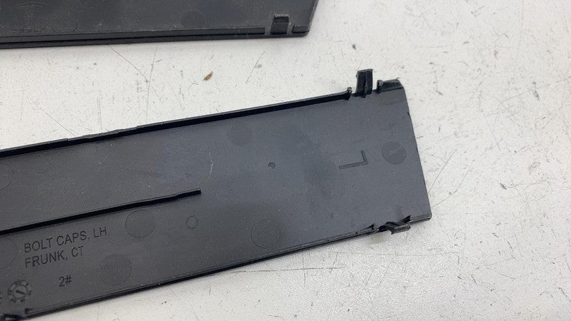 ⭕ 24-25 Tesla Cybertruck Left & Right Frunk bolt Caps 1859400-00-C/185