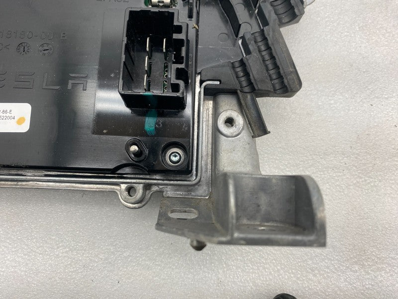 1118182 86 E ⭕2017-2020 Tesla Model 3 Front Suspension Electrical Control Module 1118182-86-E