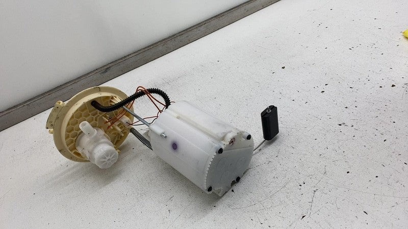 68499711AA 2017-2023 Chrysler Pacifica Voyager Fuel Injection High Pressure Pump Module OEM