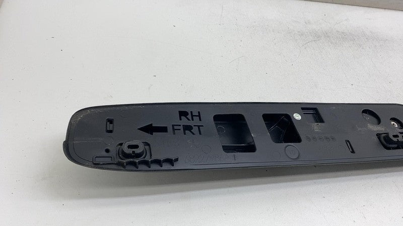 68227986A ⭕2017-2024 Chrysler Pacifica Side Roof Rail Rack Luggage Carrier Right 68227986A