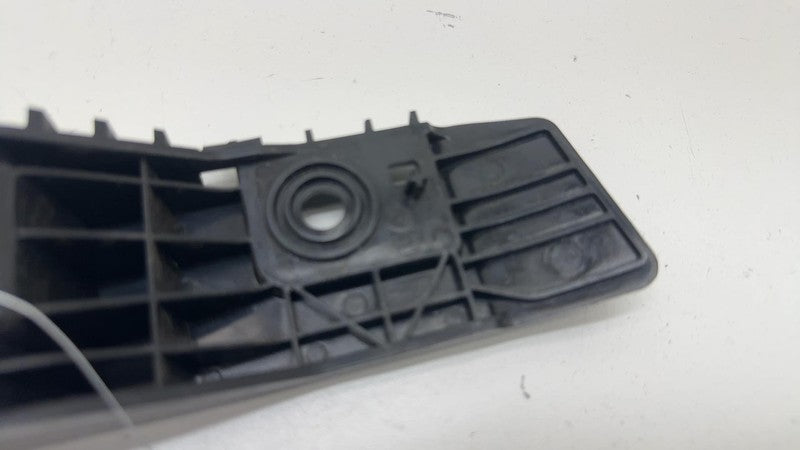 ⭕ 17-23 Tesla Model 3 Rear Left Taillight Tail Lamp Mount Bracket LH 1