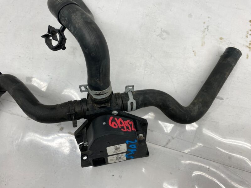2012-2020 Tesla Model S Coolant Water Pump Valve 3-Way Port w/ Outlet Hose Assy