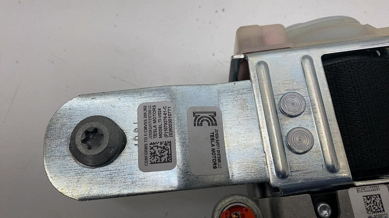 ⭕ 2016-2020 Tesla Model S Front Right 1st Row Seat Belt & Retractor 10