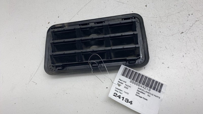 68170766AB ⭕ 2017-2024 Chrysler Pacifica Rear Side Quarter Air Vent Grille Right 68170766AB