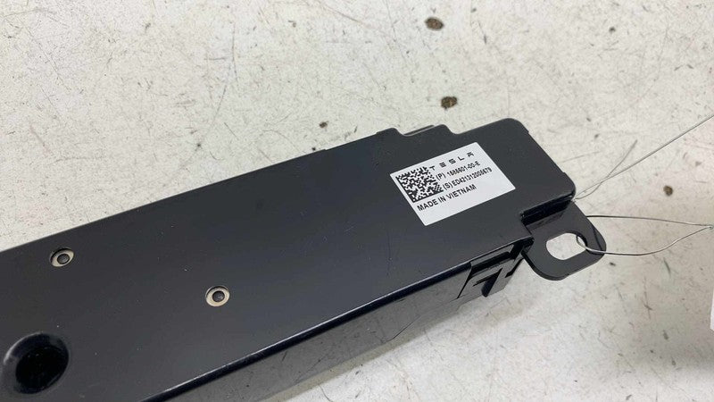 ⭕ 2017-2023 Tesla Model 3 M3 WiFi Bluetooth Antenna Control Module 158