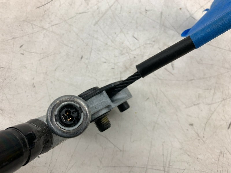 1090324-01-C ⭕ 2017-2023 Tesla Model 3 Y Front Right Lap Seatbelt Pretensioner 1090324-01-C