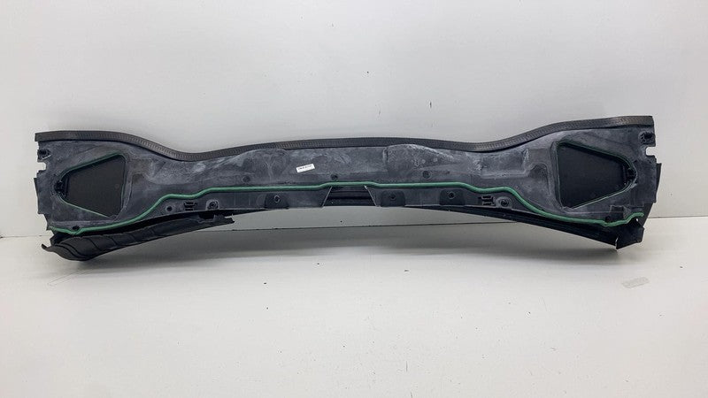 ⭕ 2014-2015 Mercedes-Benz B Electric Drive Front Wiper Cowl Trim Panel OEM
