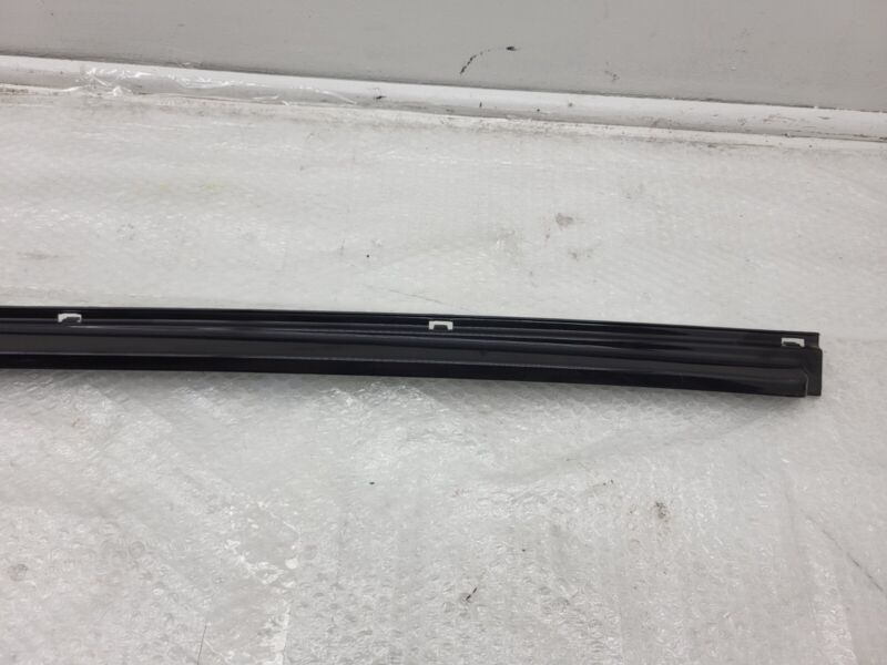 101221700F ⭕ 2012-2023 Model S Passenger Side Skirt Molding Scuff Plate Right 1012217-00-F