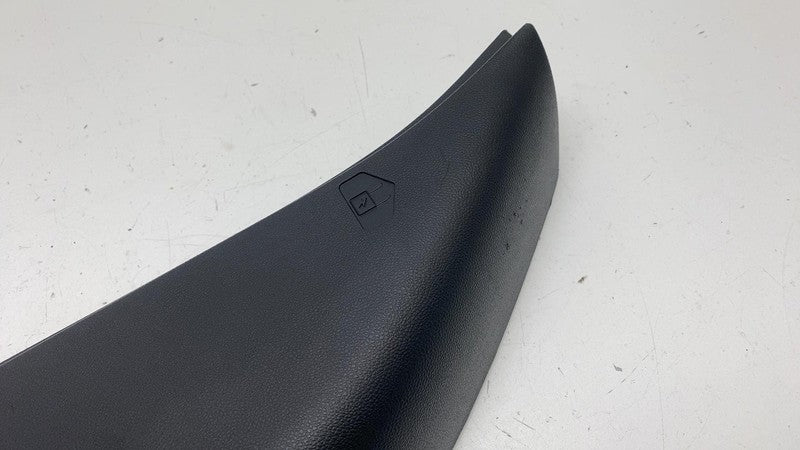 ⭕ 23-25 Chevrolet Silverado 1500 Front Passenger Right Dash Trim Cover