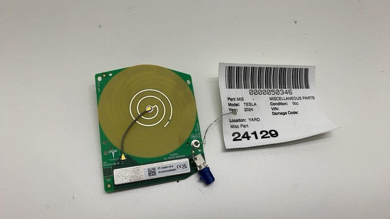 192000100B 2024 2025 Tesla Cybertruck Cyberbeast Antenna GPS GNSS Rain Sensor Module Unit