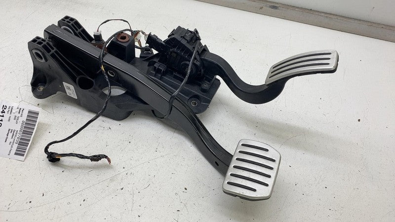 ⭕2020-2023 Tesla Model Y Front Driver Accelerator & Brake Pedal Pad 11