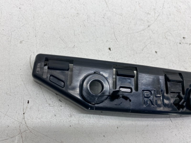1084182 00 E ⭕ 17-23 Tesla Model 3 Front Right Bumper Fascia Side to Fender Bracket 1084182