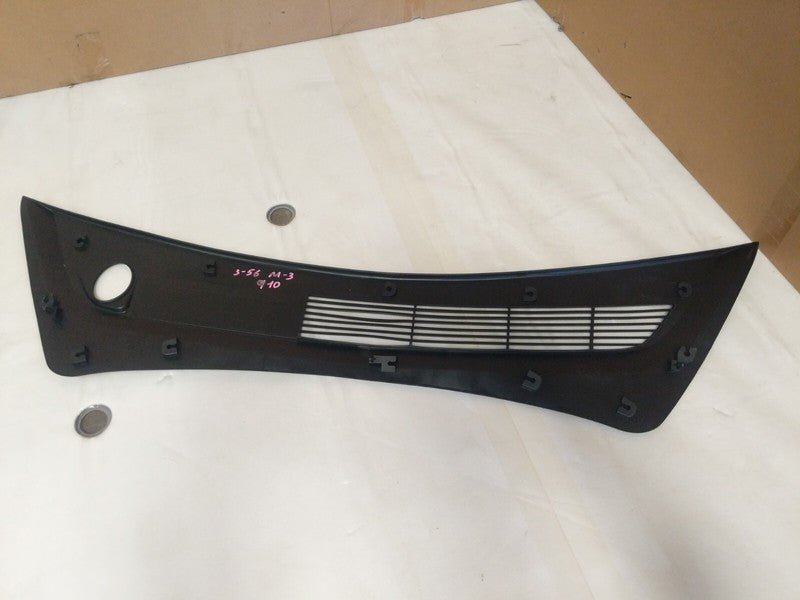 1081675 00 B 2017-2022 Tesla Model 3 M3 Windshield Cowl Rear Apron Underhood Trim Cover Panel
