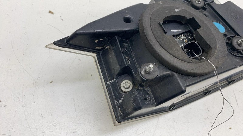 ⭕ 2012-2022 Tesla Model S Rear Taillight LED Outer Tail Lamp Right 600