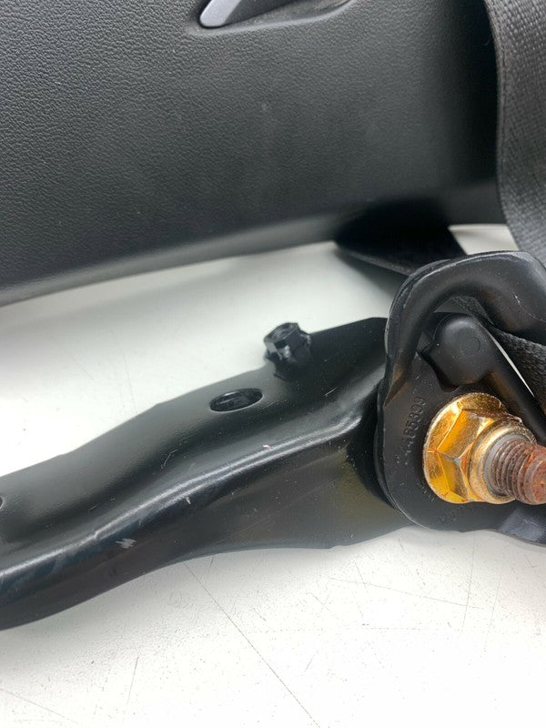 ⭕ 16-20 Model S Rear Left Seatbelt Retractor w/ Mid C-Pillar Cover 102