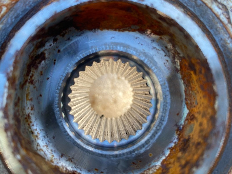 107216000A ⭕ 16-20 Model S X Rear Left Spindle Knuckle w/ Wheel Hub & Shield 1072160-00-A