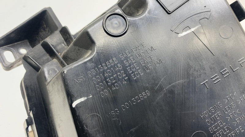 ⭕ 2012-2020 Tesla Model S Front Right LED Fog Light Cornering Lamp 600