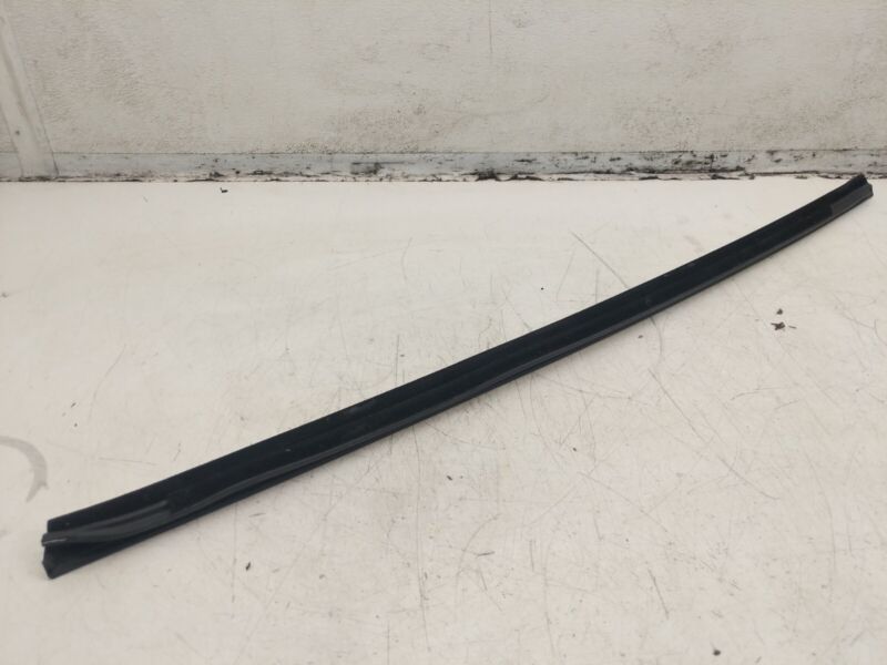 1080748 00 G ⭕ 2017-2022 Tesla Model 3 Rear Right Side Door Window Molding Assy 1080748-00-G