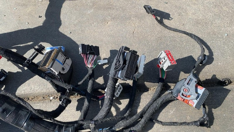 ⭕ 2025 Rivian R1S Driver Side Engine Wiring Harness Cable Wire Loom Le