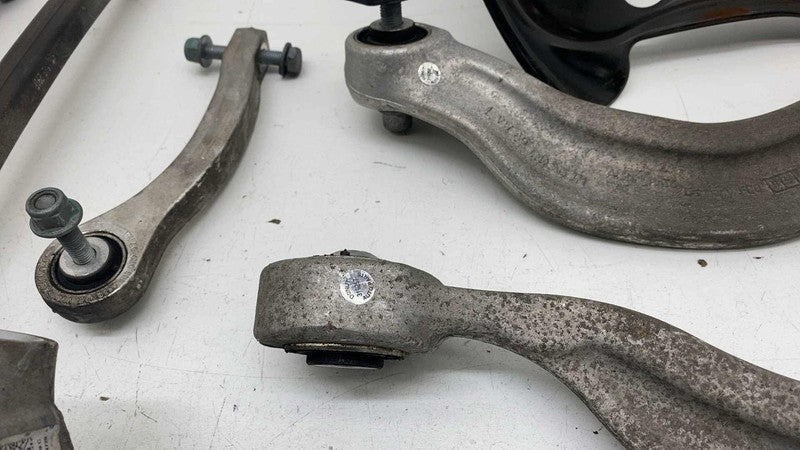 ⭕2019-2023 Audi e-Tron Rear Driver Side Spindle Knuckle w/ Control Arm