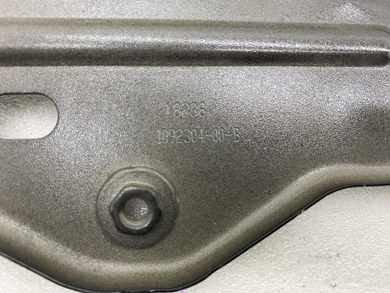 ⭕ 17-23 Model 3 Front Driver Side Fender Mount Support Bracket Left 10
