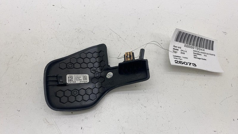 5ZF14TX7AD ⭕ 19-25 Ram 1500 Front Passenger Inboard Seat Track Rail Cover Right 5ZF14TX7AD