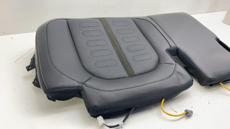 ⭕2025 Rivian R1S Rear Driver Side 2nd Row Lower Seat Cushion Black Lef