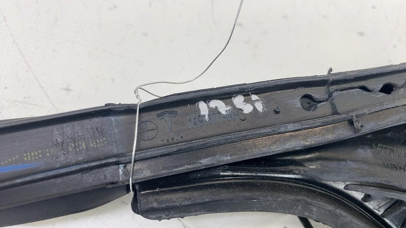 ⭕ 2020-2022 Tesla Model Y MY Driver Side Body Header Seal Left LH 1497